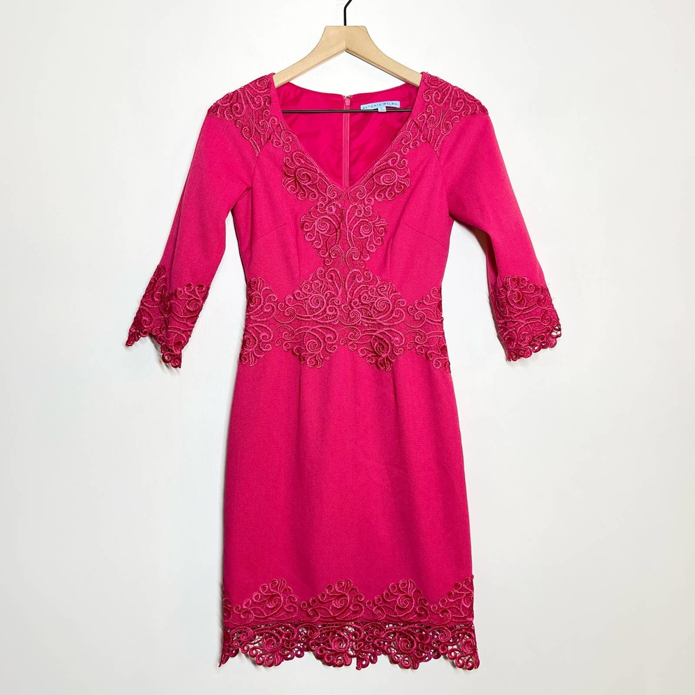 Antonio Melani Dress Women's Size 0 Fuchsia Pink Long Sleeve Crochet V-Neck